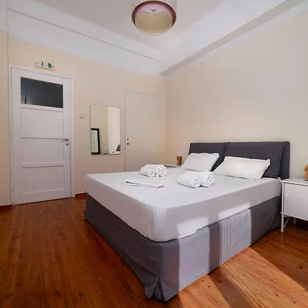 Vintage And Spacious 3Ba Next To Athens Ancient City Center Exterior foto