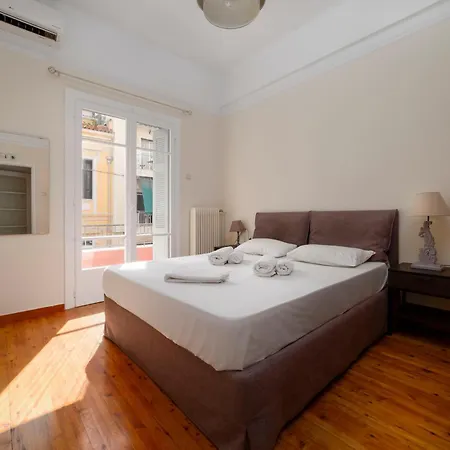 Vintage And Spacious 3Ba Next To Athens Ancient City Center Exterior foto