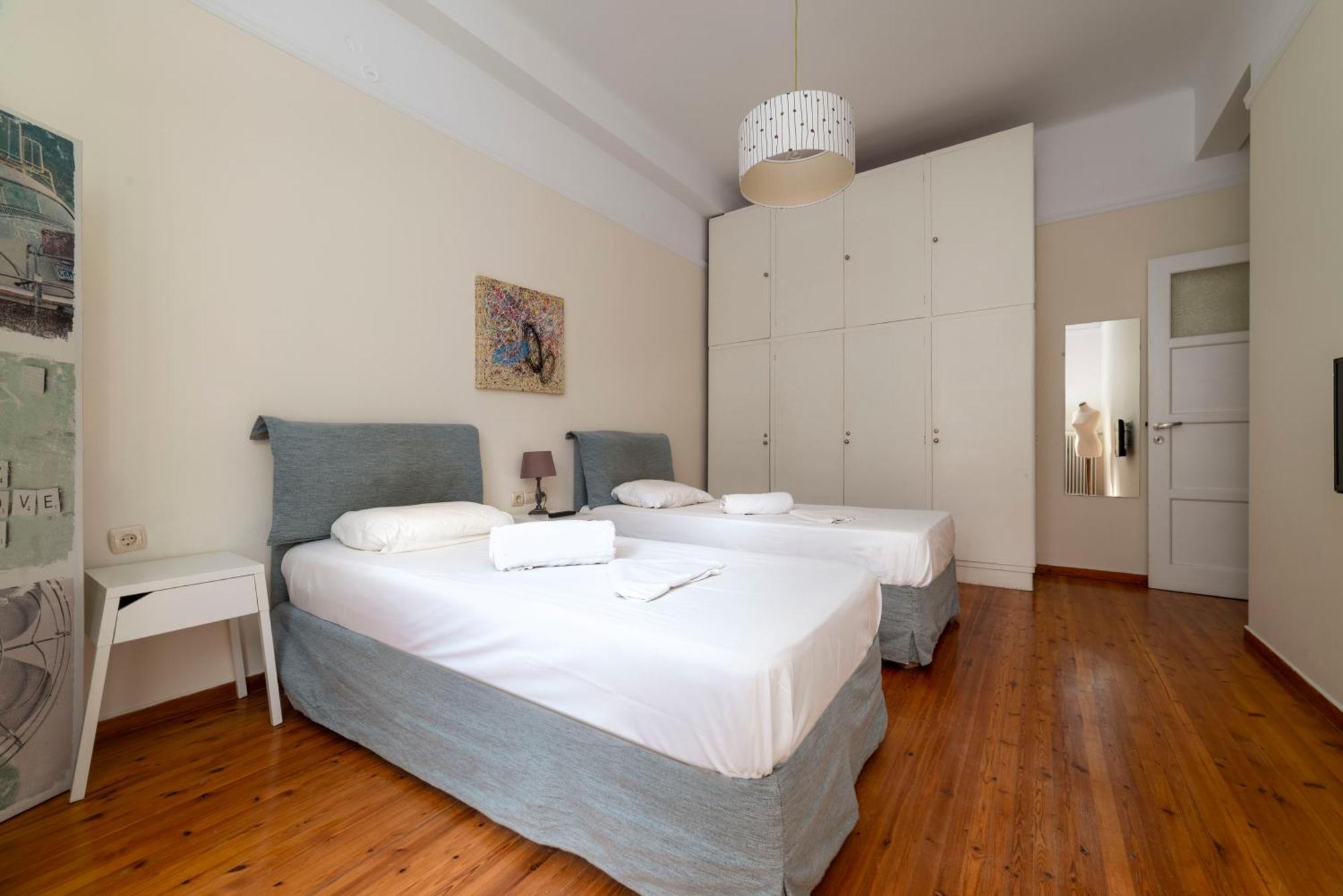Apartment Vintage And Spacious 3ba Next To Ancient Center *
